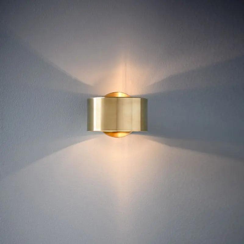 Taavita | Luxurious & Modern Wall Lamp