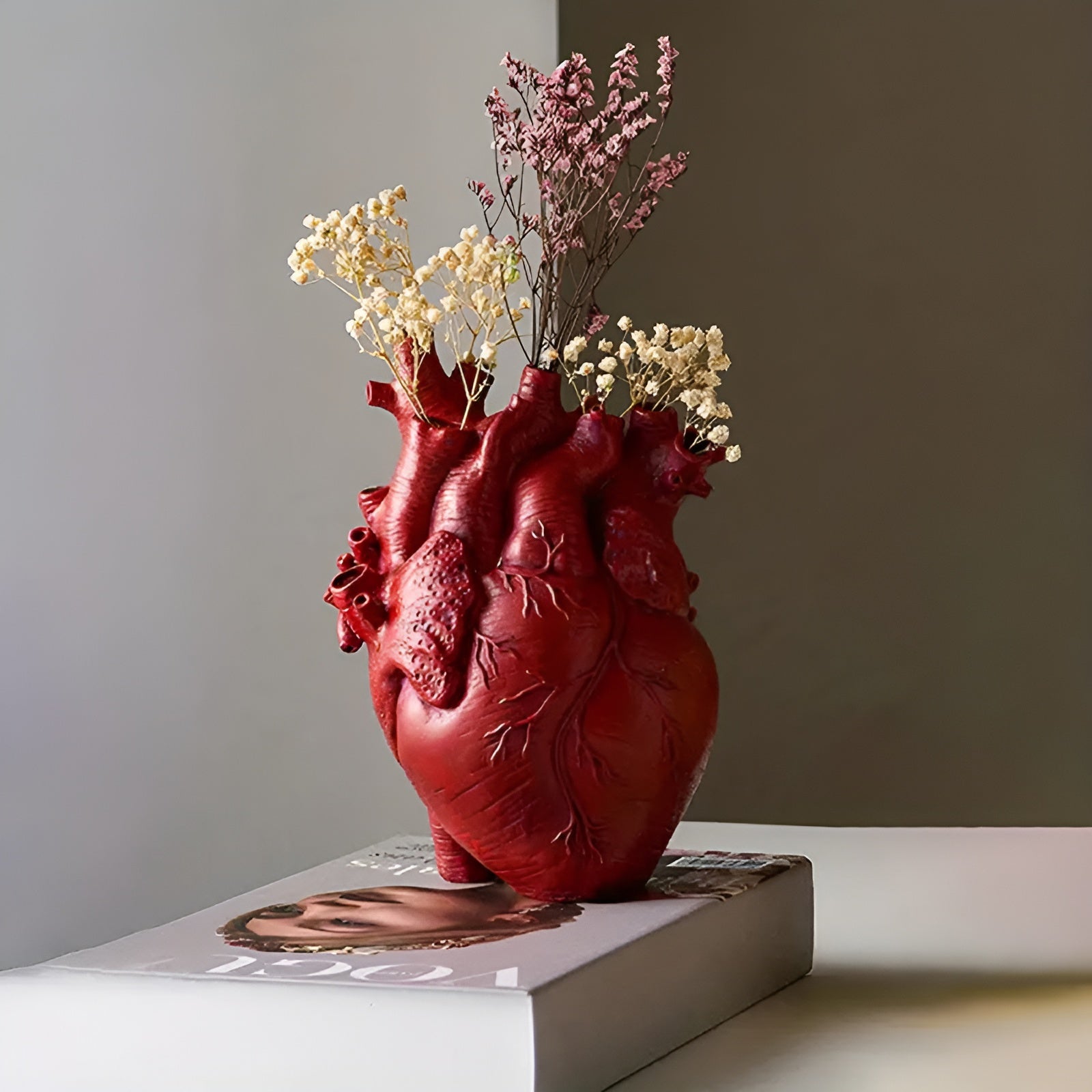 Taavita | Unique & Stylish Heart Vase