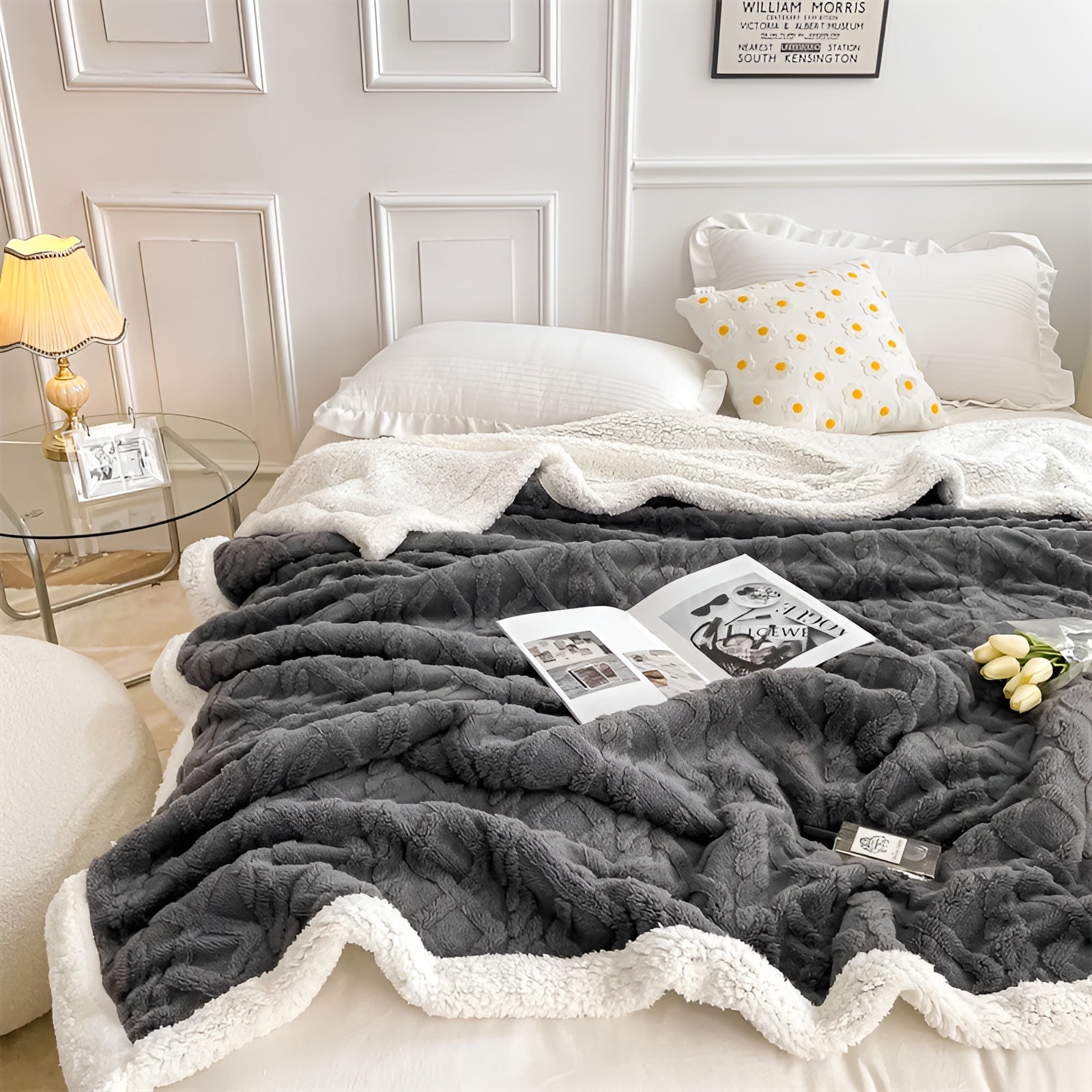 Cozy Cuddle - Double-Sided Plush Cashmere Fleece Blanket for Nightly Warmth with Style