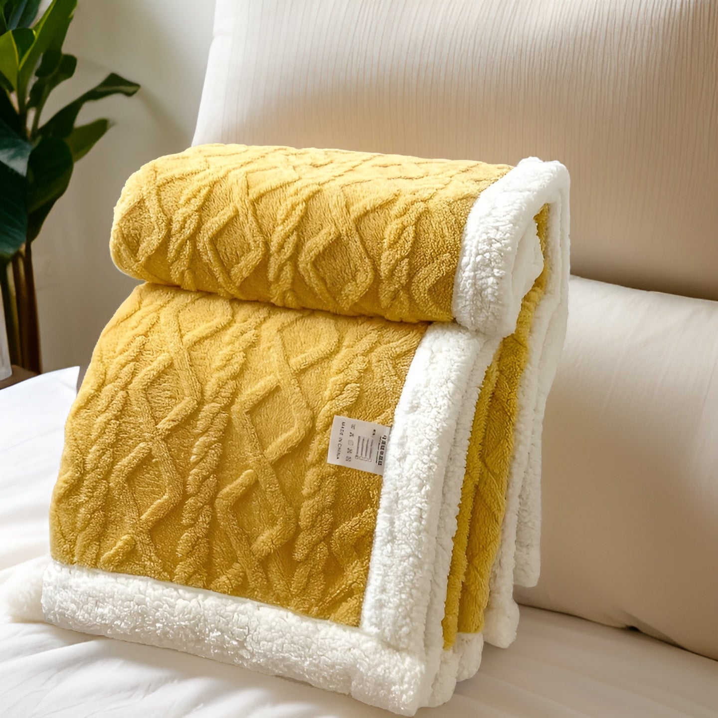 Cozy Cuddle - Double-Sided Plush Cashmere Fleece Blanket for Nightly Warmth with Style