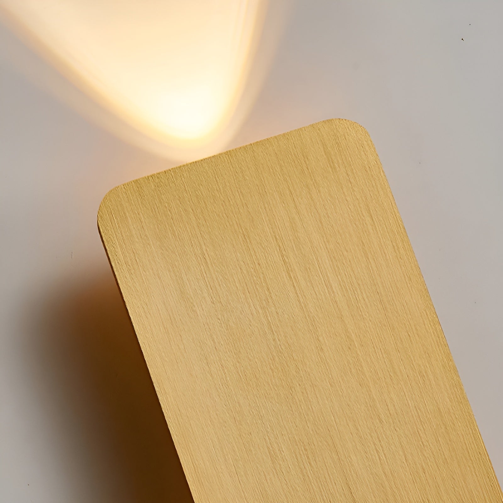 Taavita | Modern, Minimalist LED Wall Lamp