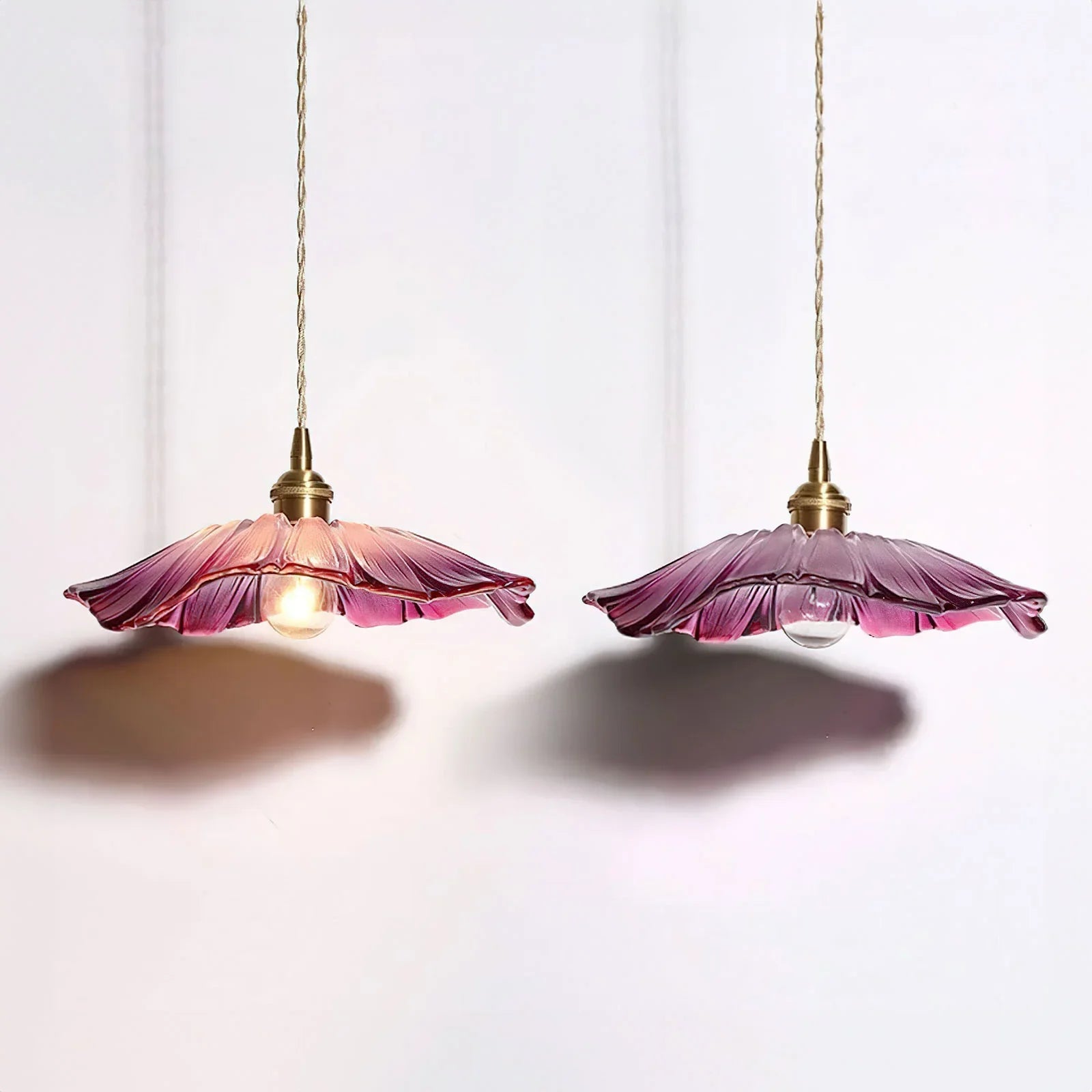 Taavita Lotus Retro-Glass Pendant Light