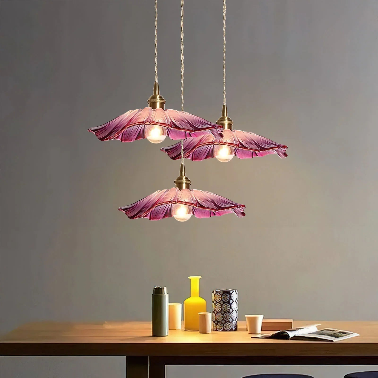 Taavita Lotus Retro-Glass Pendant Light