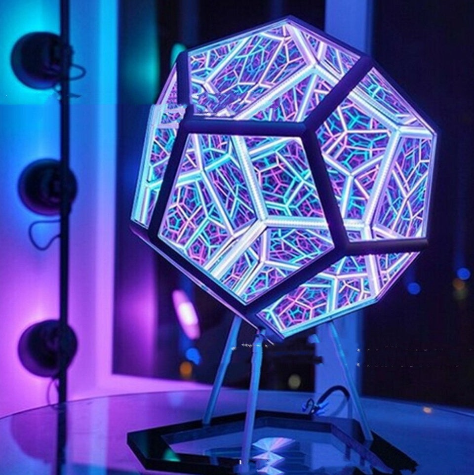 Taavita | Infinite Color-Changing LED Lamp