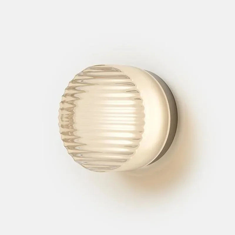 Taavita - Modern Round Wall Lamp for a Contemporary Atmosphere