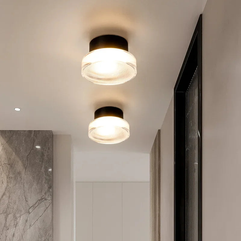 Taavita - Modern Round Wall Lamp for a Contemporary Atmosphere