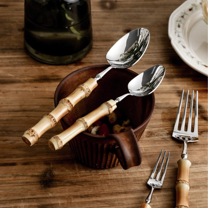 Taavita Bamboo Cutlery Set: Eco-Friendly Dining with Sustainable Luxury