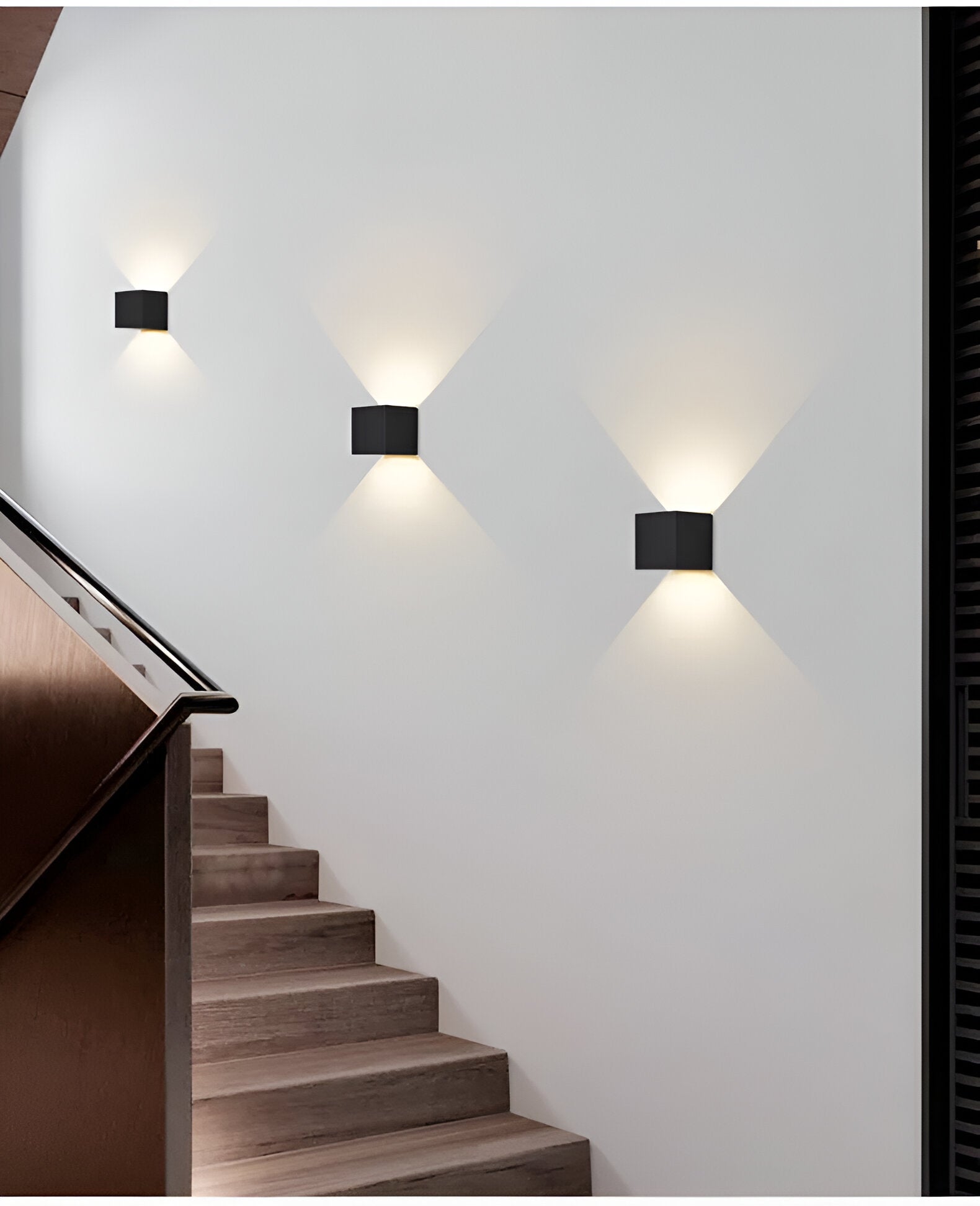 Taavita 2.0 - Modern LED Wall Lamp with Motion Sensor