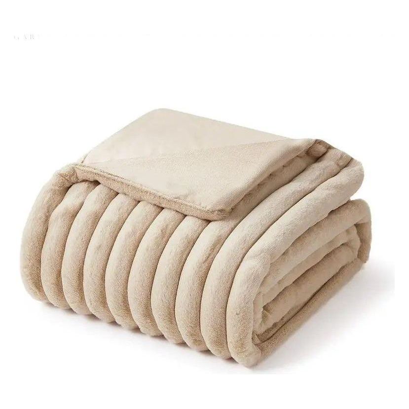 Taavita Luxury Blanket – Warm Throw Blanket for Lounging