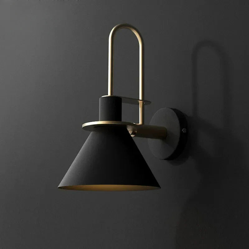 Taavita Wall Lamp in Scandinavian Design