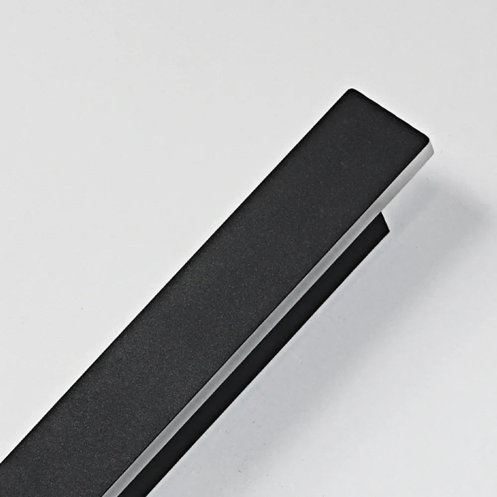 Taavita Wall Lamp Linear Black - Minimalist Elegance for Your Home