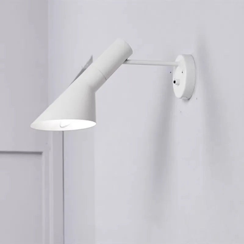 Taavita Wall Lamp in Danish Design