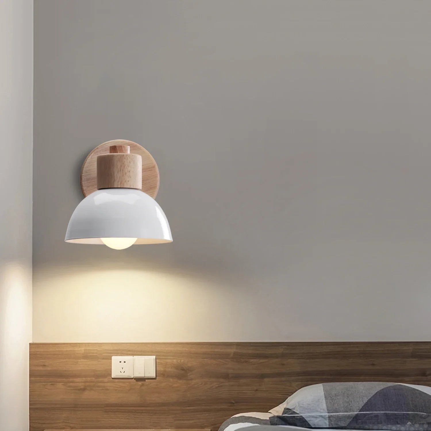 Taavita Wall Lamp Wood White