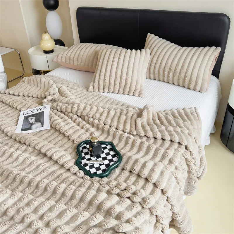 Taavita | Cozy Fleece Blanket for Ultimate Comfort