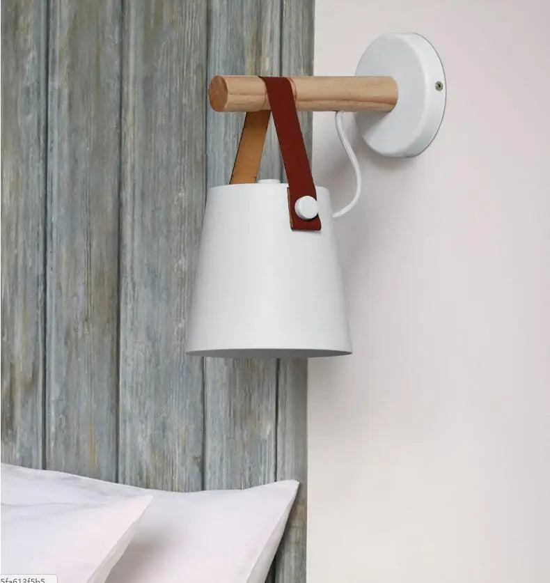 Taavita Wall Lamp Wood White