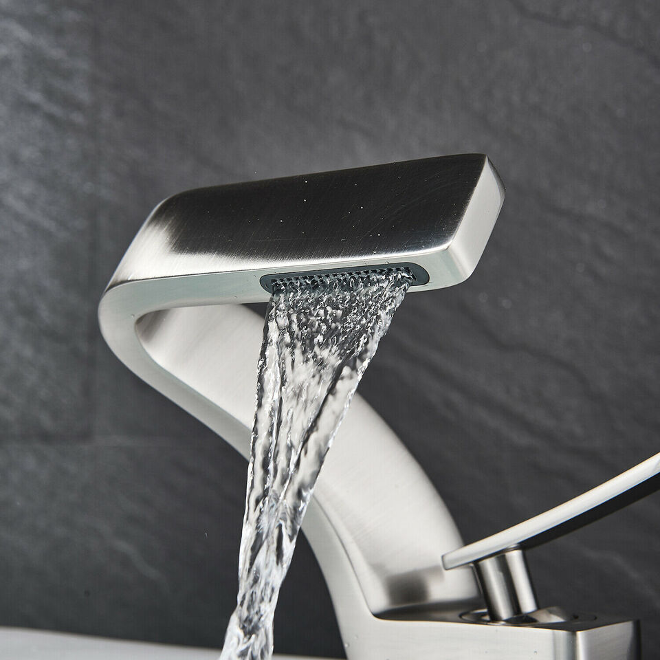 Taavita | Modern Designed Curved Faucet