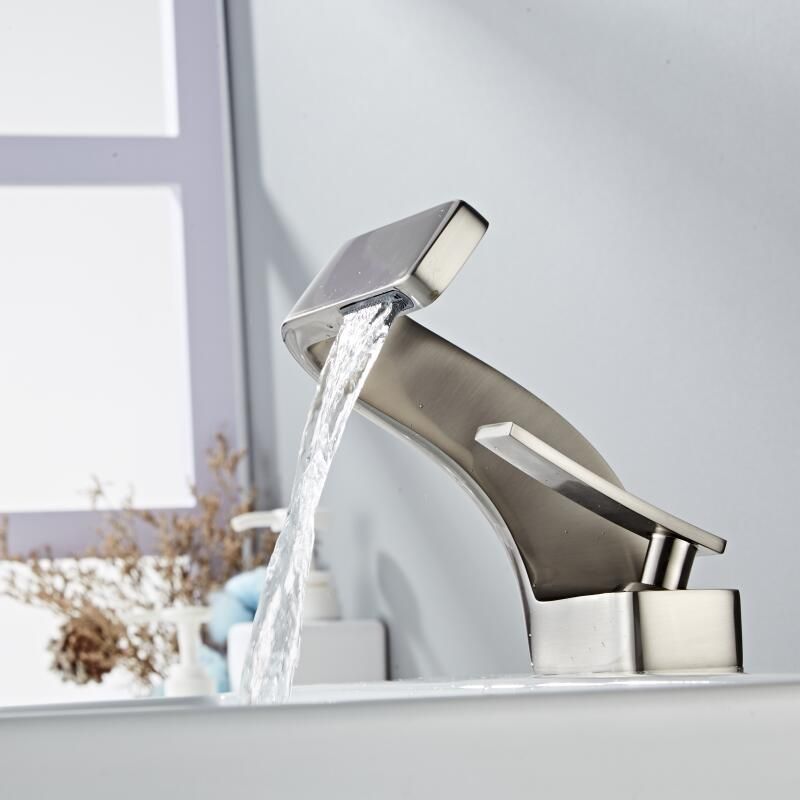 Taavita | Modern Designed Curved Faucet