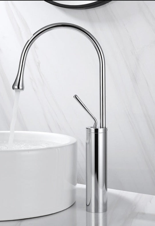 Taavita | Elegant Rotatable Faucet