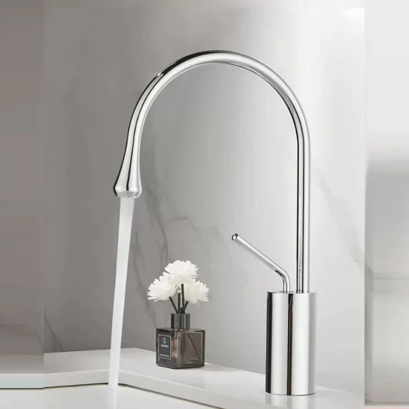 Taavita | Elegant Rotatable Faucet