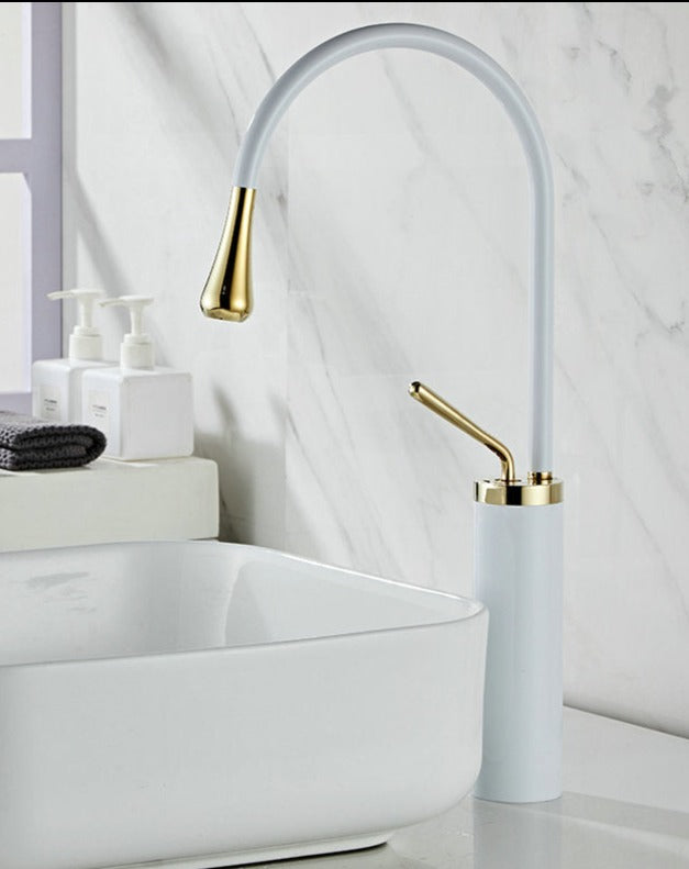 Taavita | Elegant Rotatable Faucet