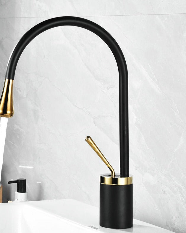 Taavita | Elegant Rotatable Faucet