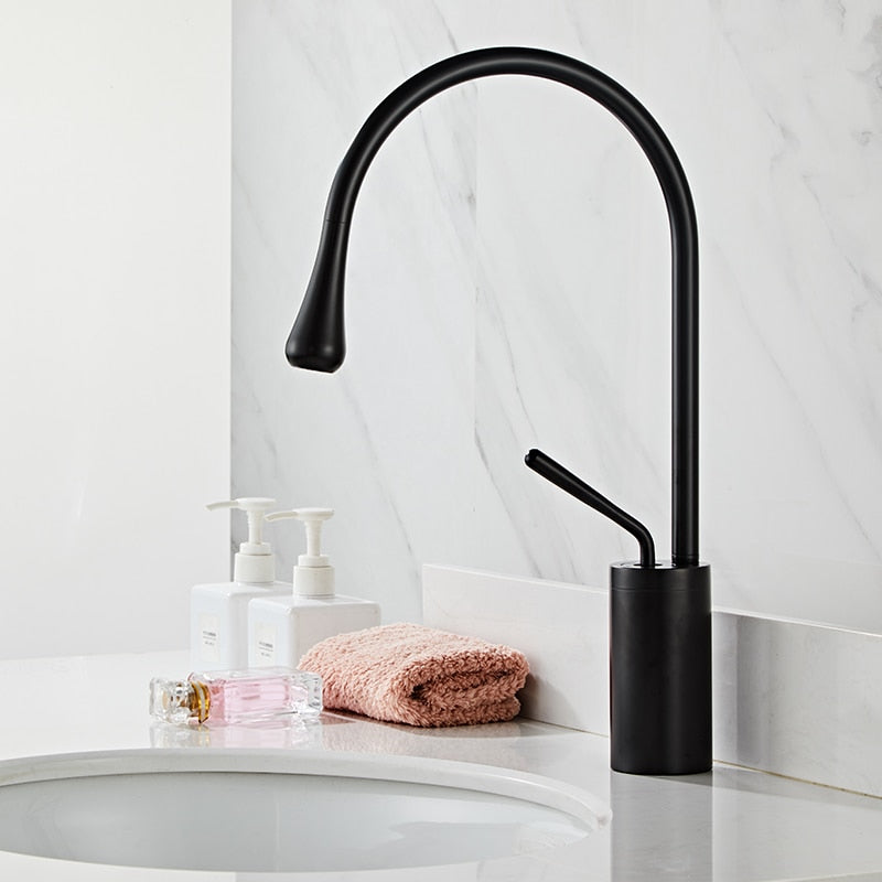 Taavita | Elegant Rotatable Faucet