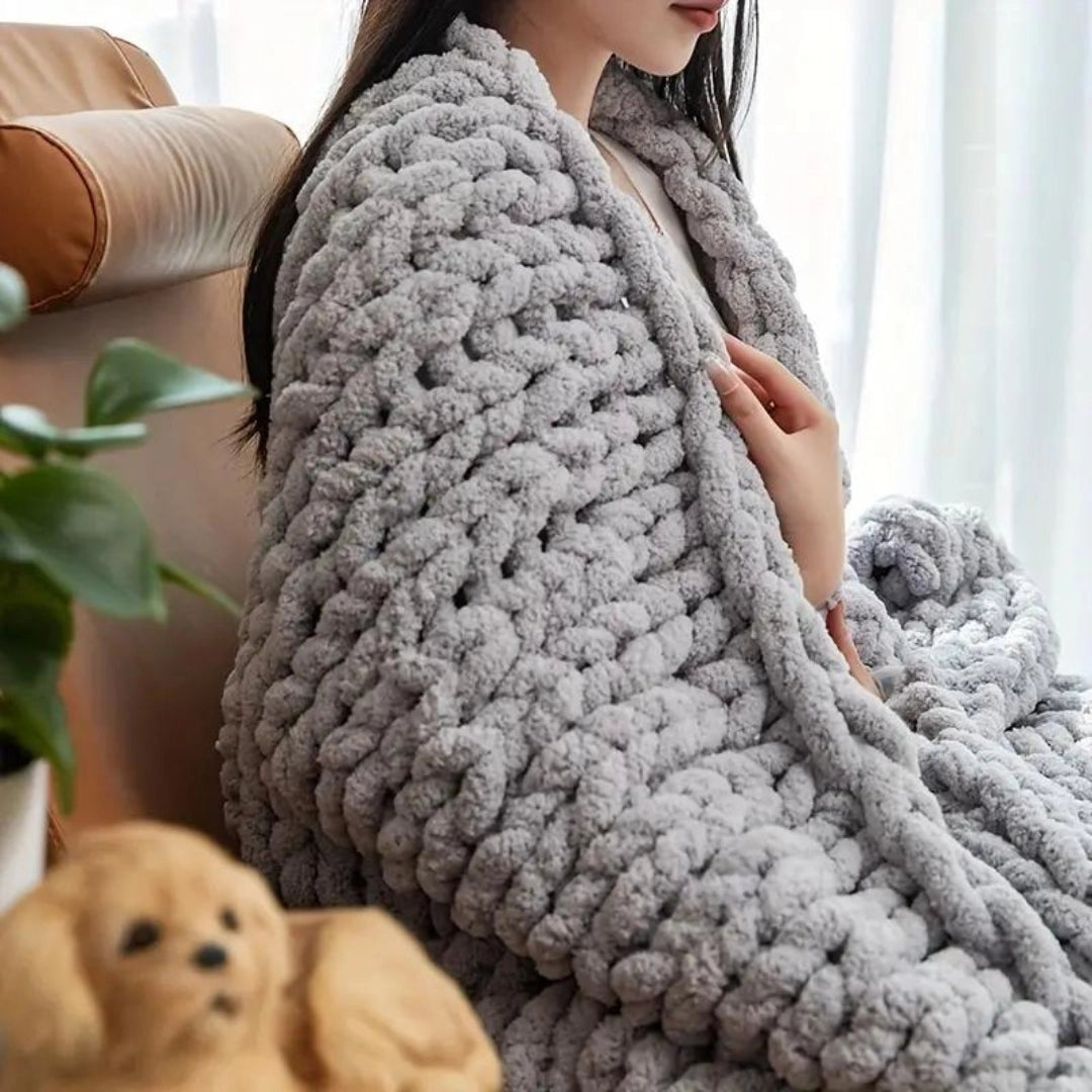 Chunky Wool Blanket - Handmade Knit Throw for Cozy Home Decor