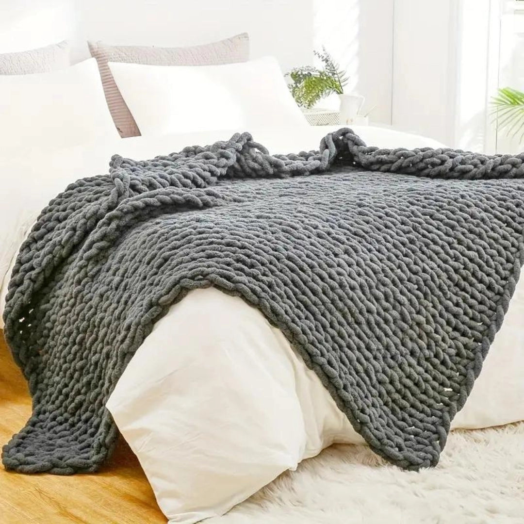 Chunky Wool Blanket - Handmade Knit Throw for Cozy Home Decor