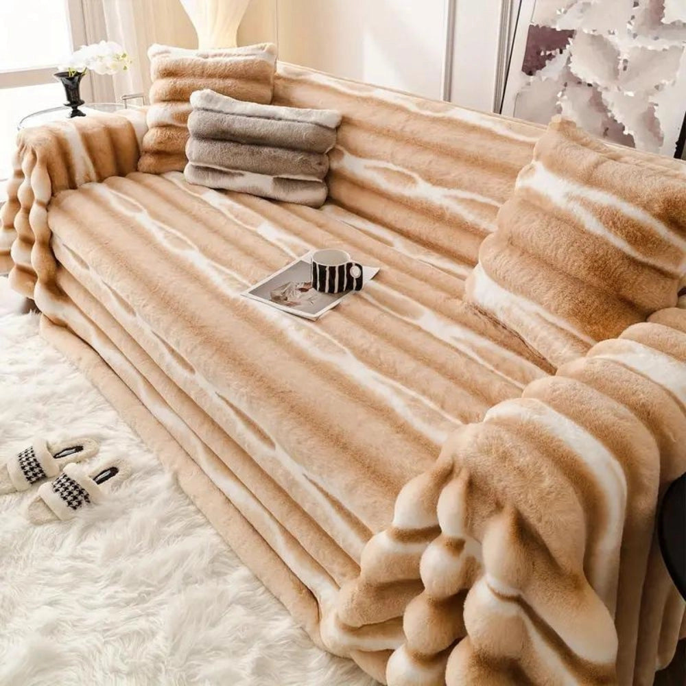 Luxury Faux Fur Blanket - Plush Grey Throw for Designer Bedding