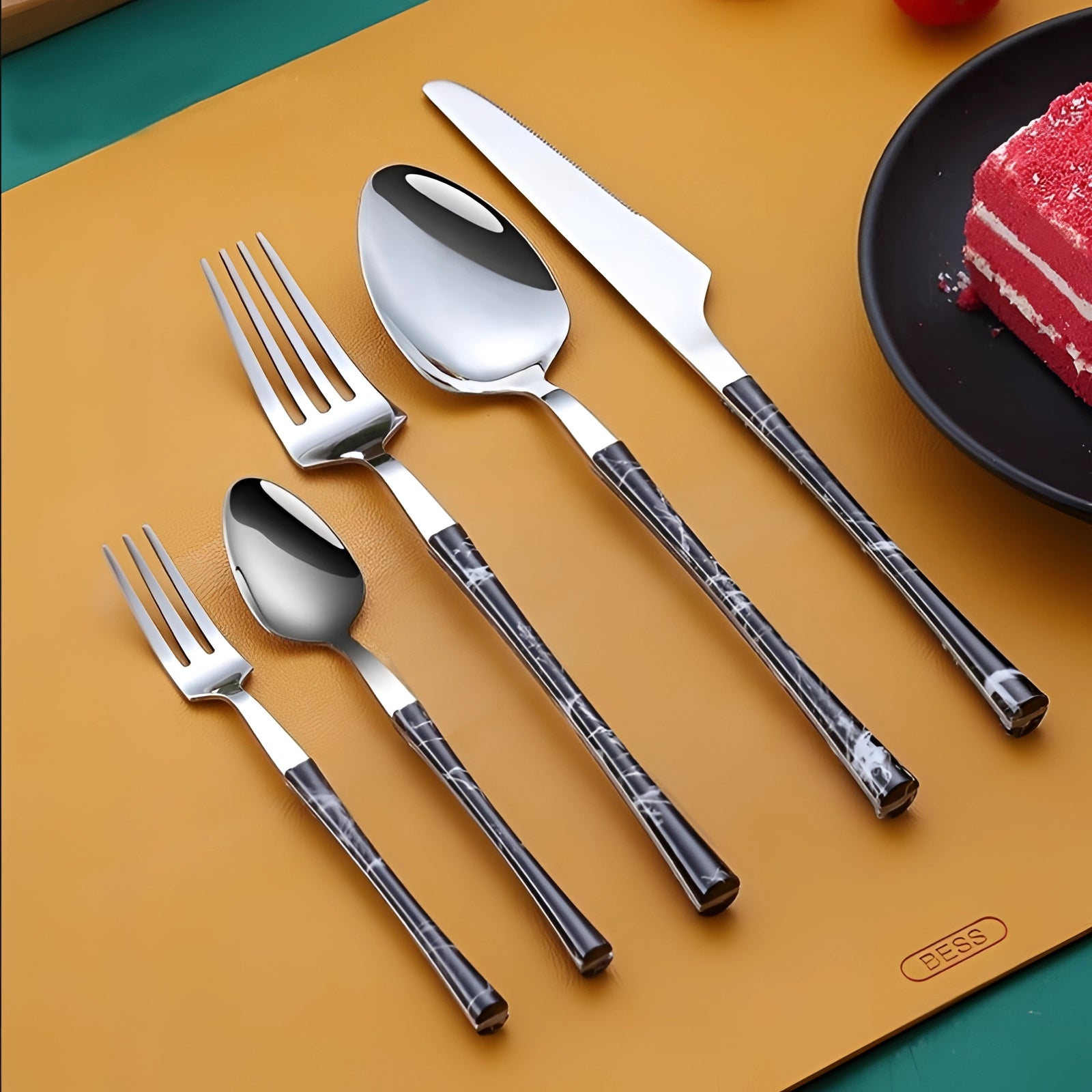 Luxury gold marble handle cutlery set featuring five pieces, including a table knife, crafted with silver-toned metal and elegant marble design, ideal for a sophisticated dining experience.