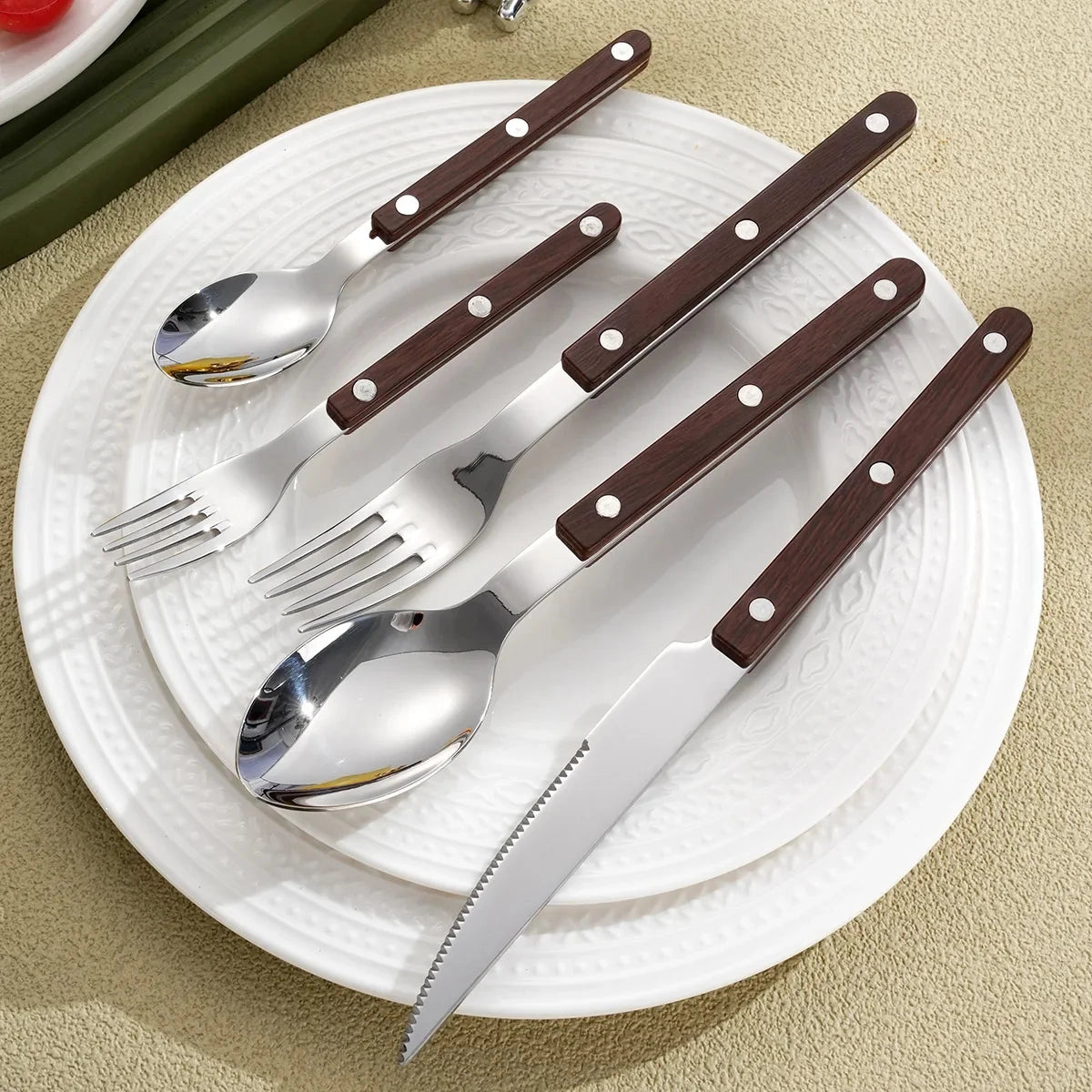 Luxury Pearl-Handled Cutlery Set - Elegant Flatware & Tableware