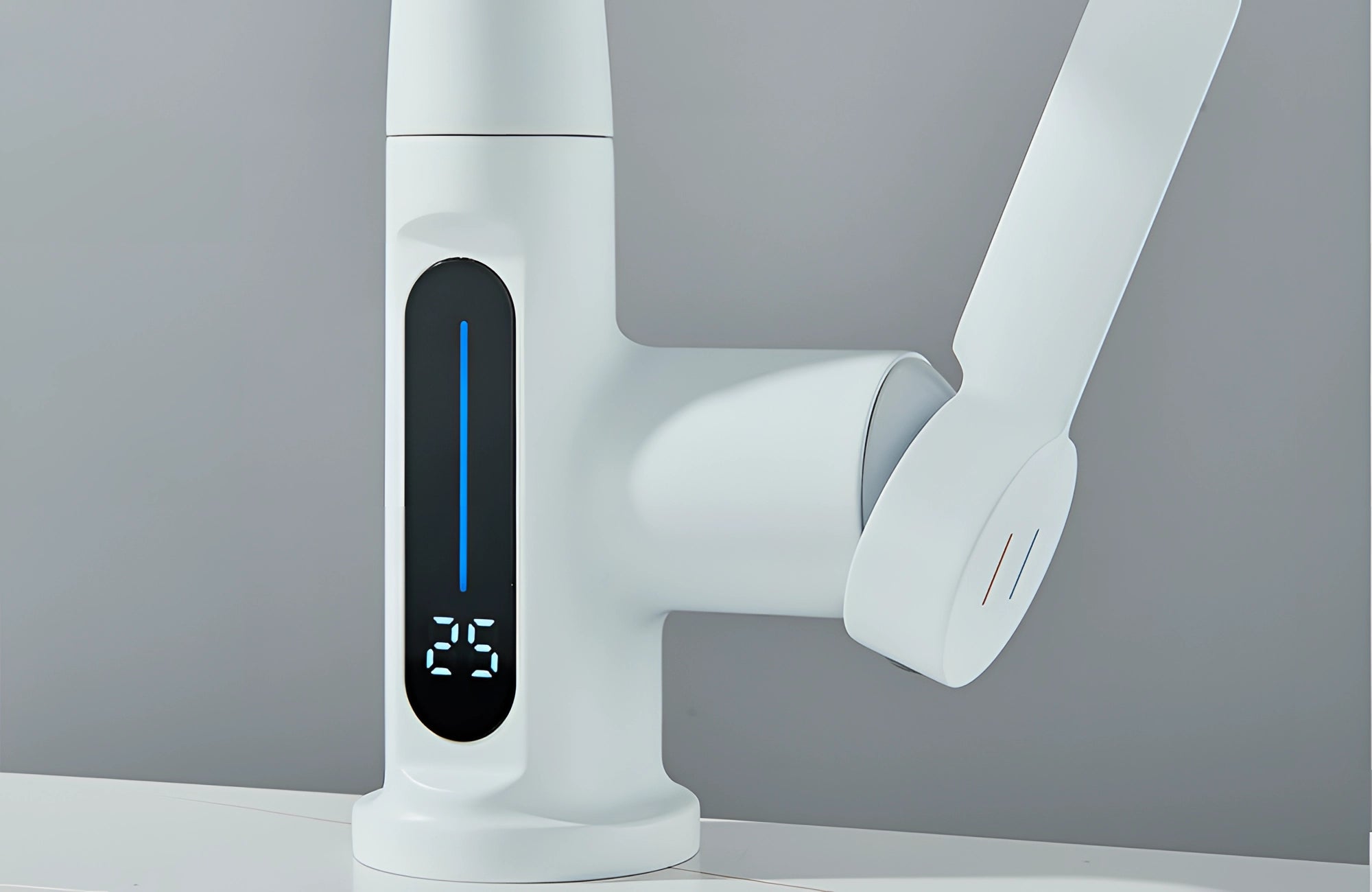 Smart Touchless Faucet with Temp Display & Pull-Out Spray