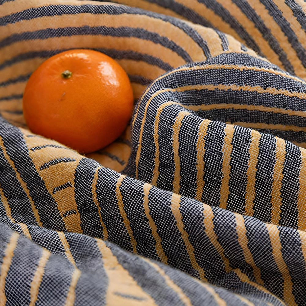 Striped Geometric Luxury Blanket - Cozy Woven Throw for Home Decor