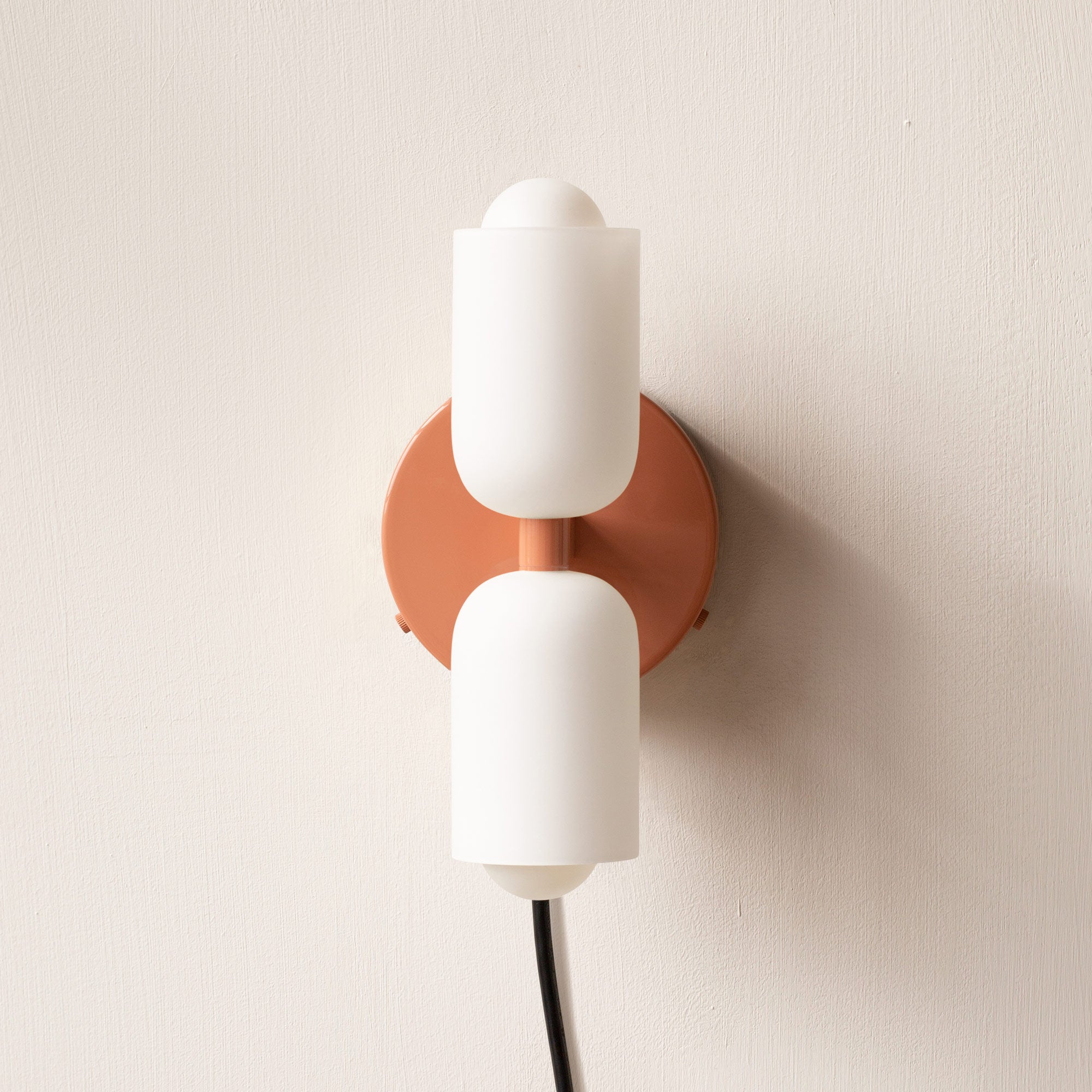 Taavita | Stylish Tovejs Wall Lamp