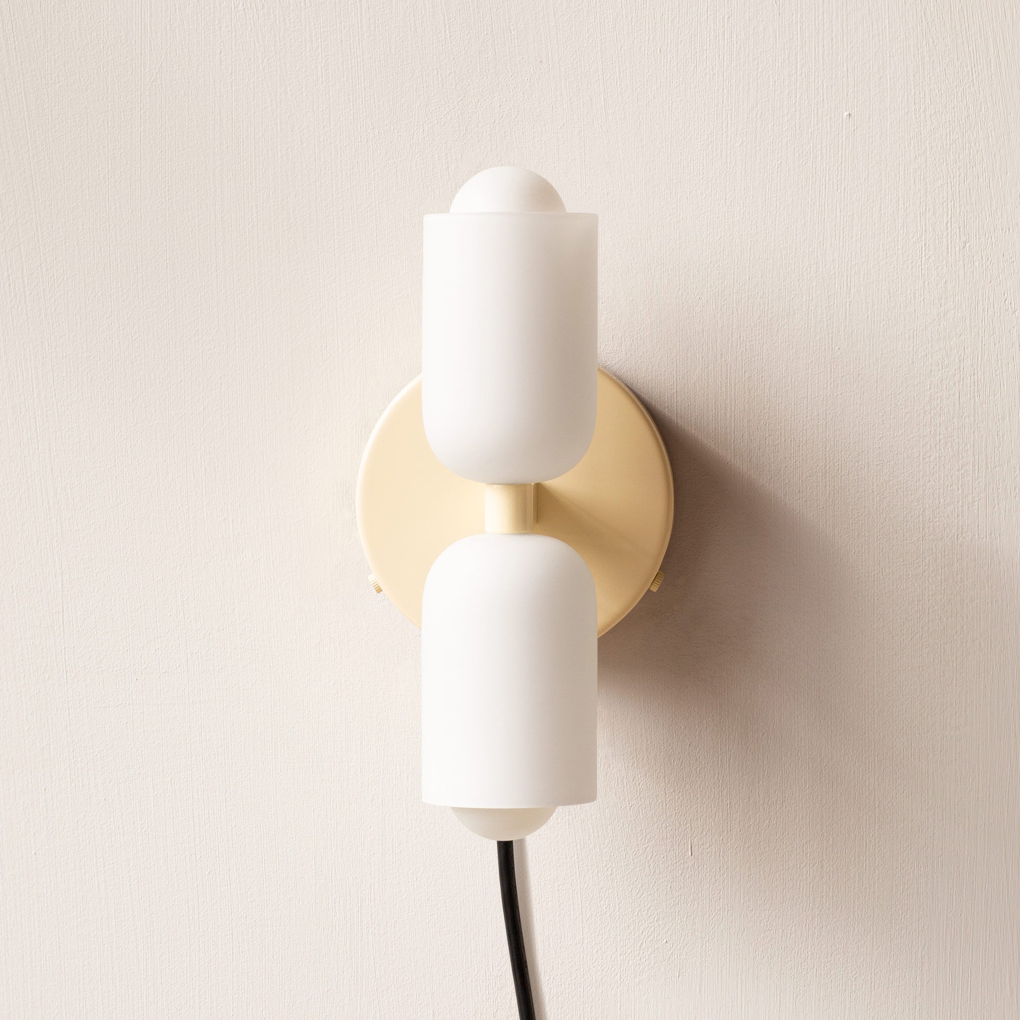 Taavita | Stylish Tovejs Wall Lamp