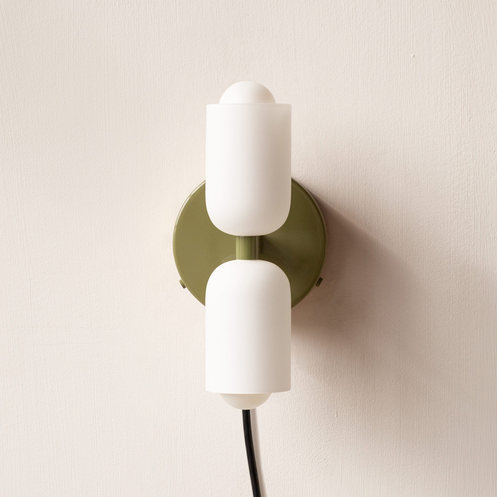 Taavita | Stylish Tovejs Wall Lamp