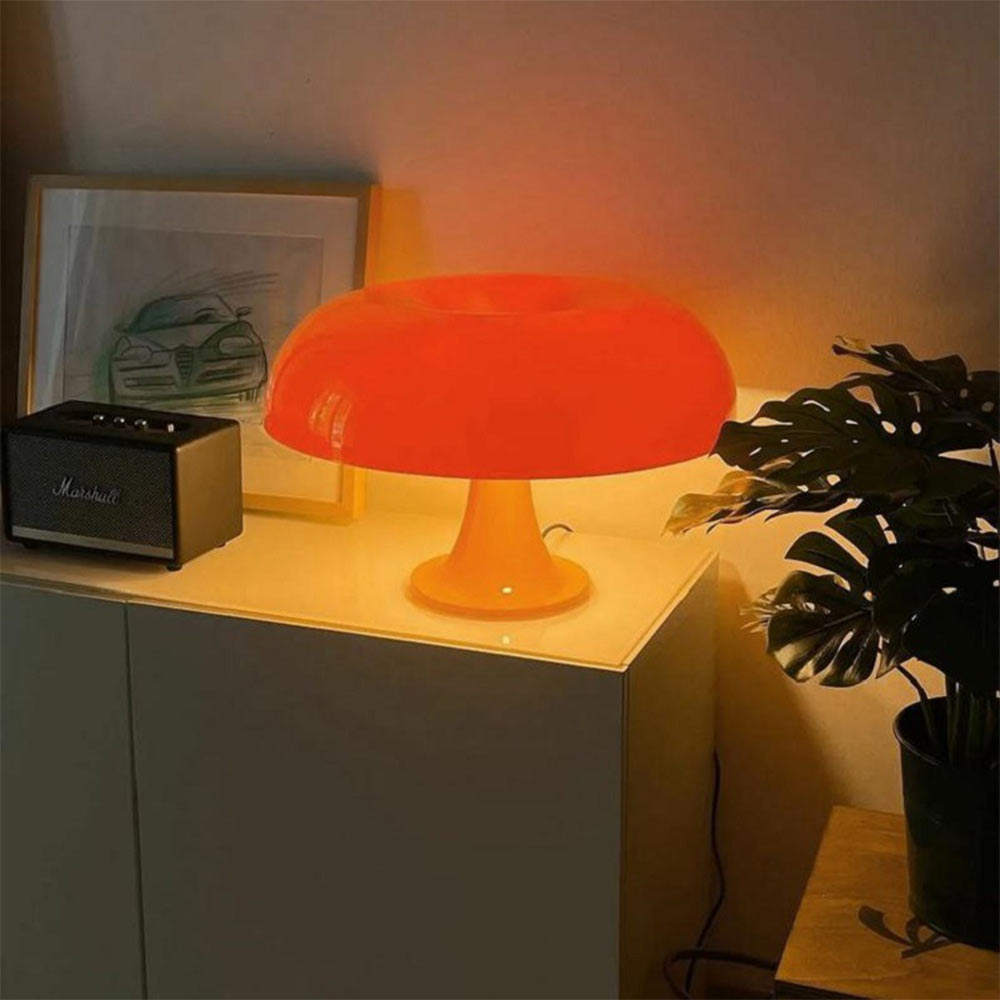 Taavita - Minimalistic Mushroom-Shaped Table Lamp