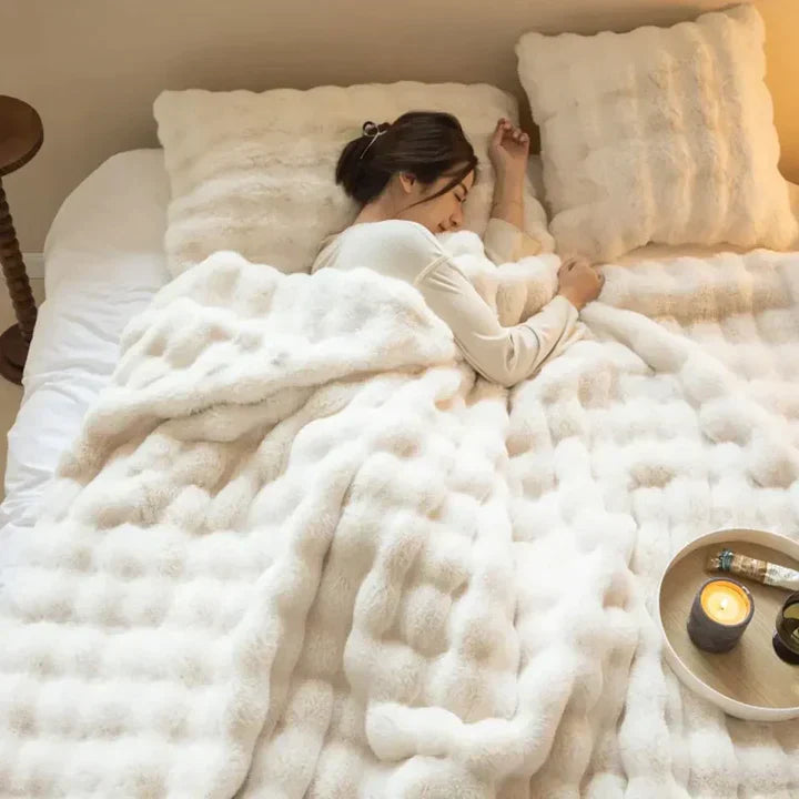 Ultra Soft & Hypoallergenic Warm Wool Blanket