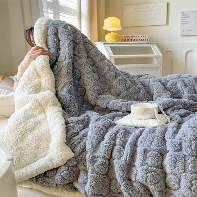 Taavita Sherpa-Fleece Blanket for Warmth