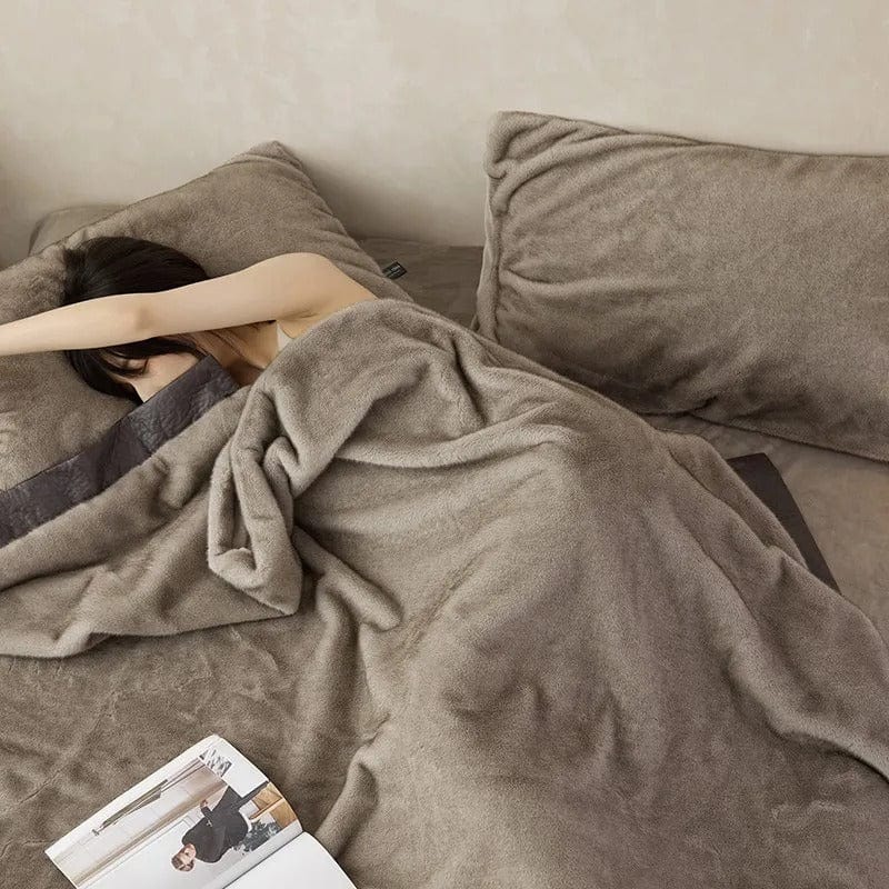 Luxurious Taavita Blanket for Ultimate Comfort