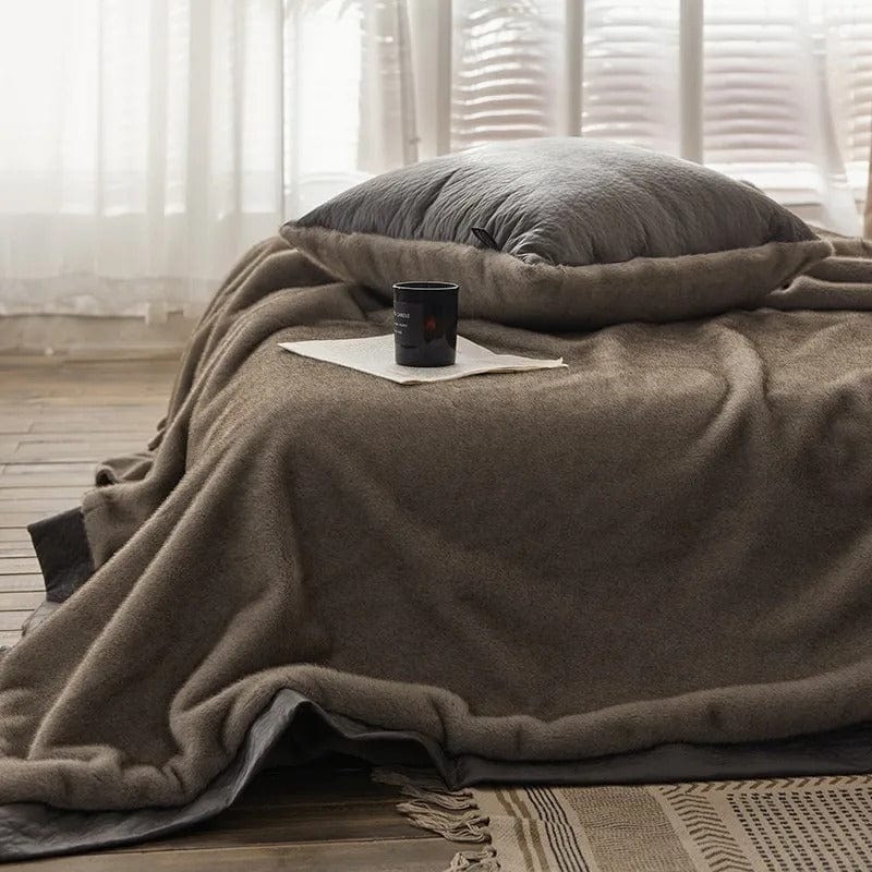 Luxurious Taavita Blanket for Ultimate Comfort