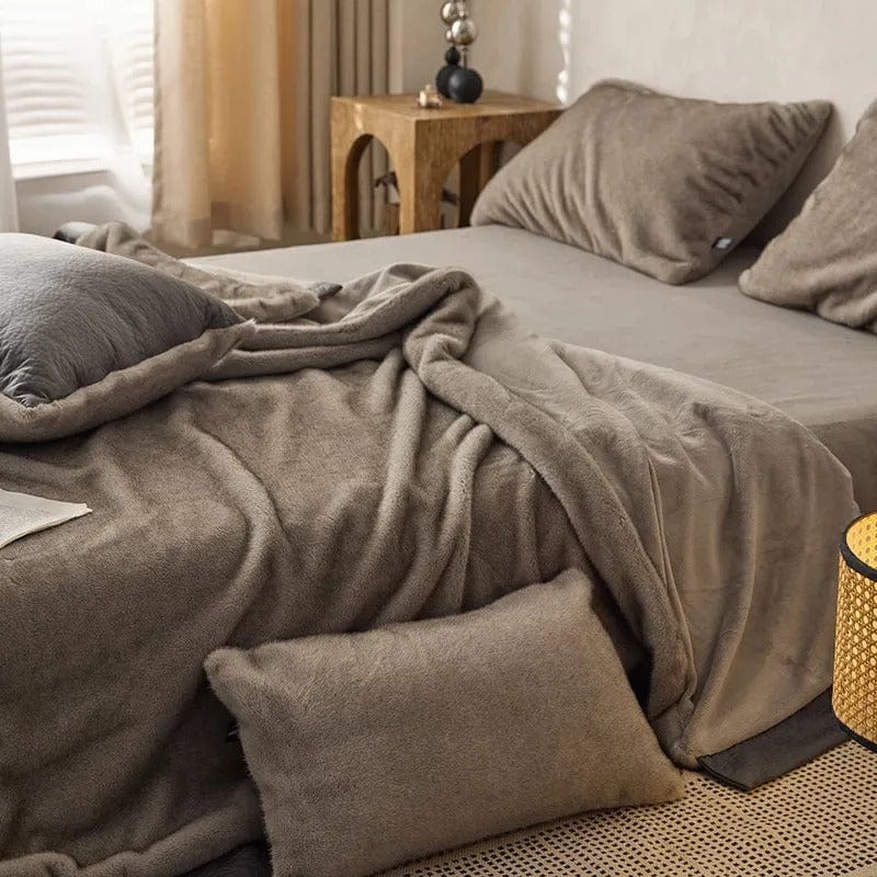 Luxurious Taavita Blanket for Ultimate Comfort