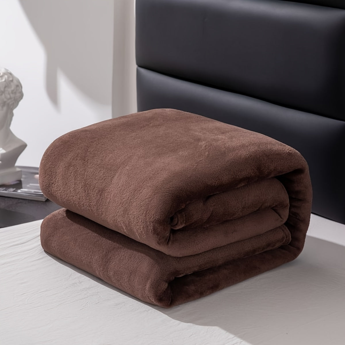 Taavita – Soft & Warm Blanket for Sofa, Bed, Office & Travel