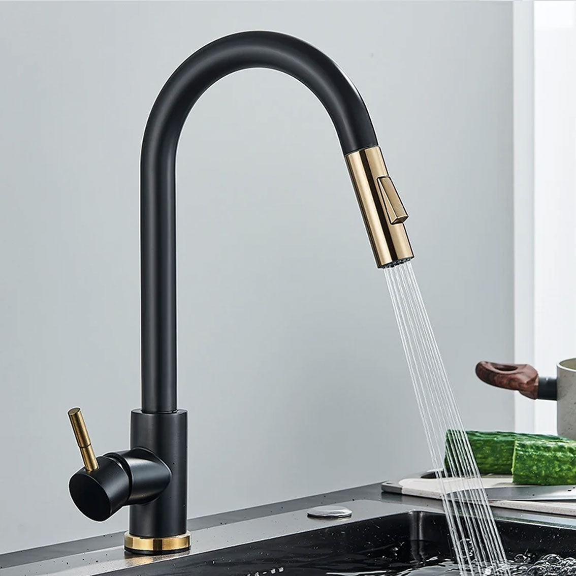 Taavita | Contemporary Touch-Sensitive Kitchen Faucet with Retractable Hose