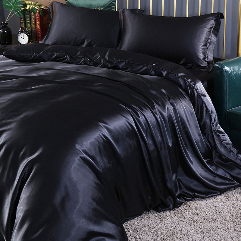 4 Piece Super Soft Luxury Silk Bedding Set (1 Flat Sheet + 1 Duvet Cover + 2 Pillowcases)