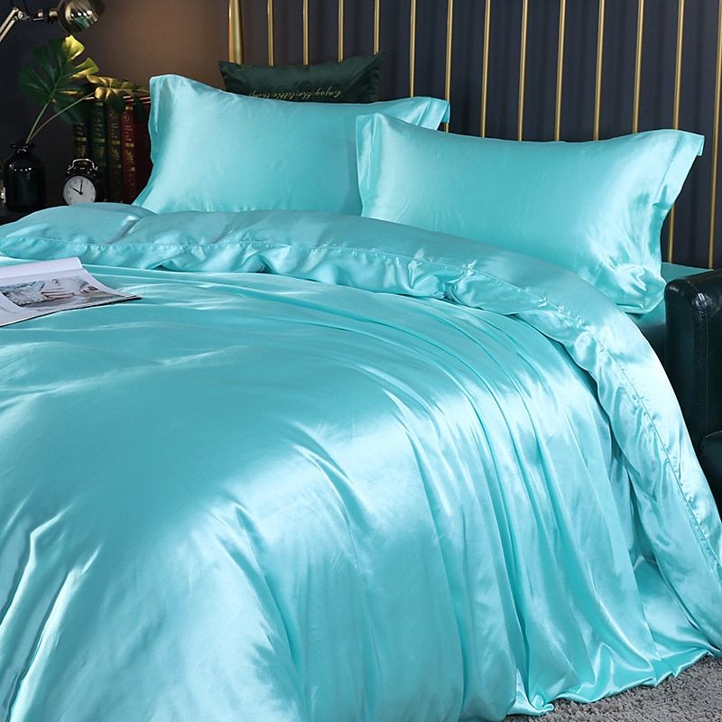 4 Piece Super Soft Luxury Silk Bedding Set (1 Flat Sheet + 1 Duvet Cover + 2 Pillowcases)