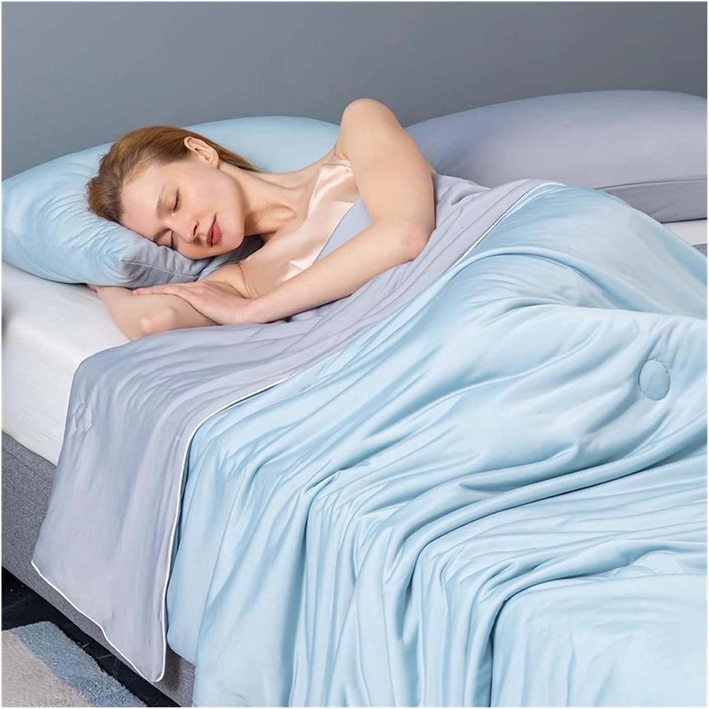 Taavita Cooling Blanket - Australia's #1 Rated Cooling Blanket for a Restful Sleep!