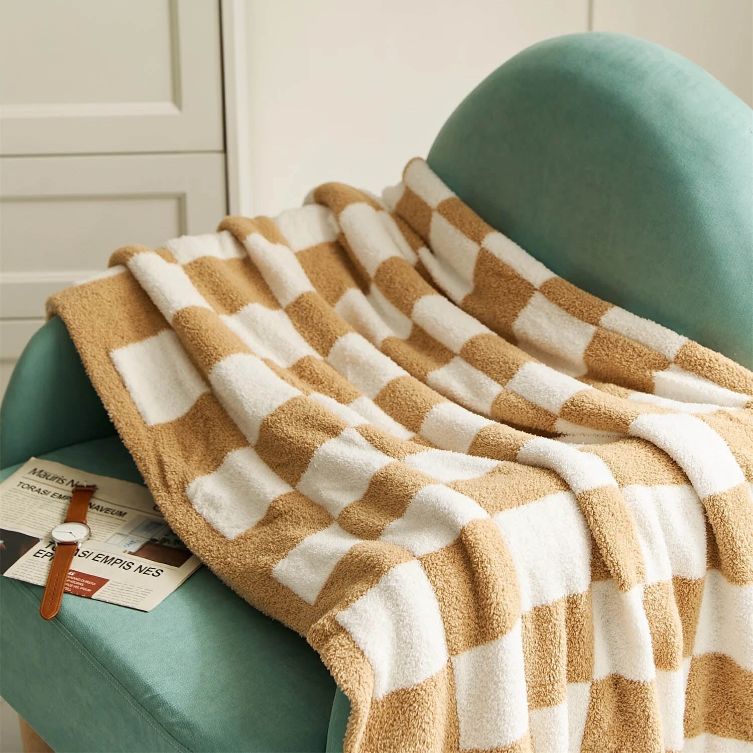 Taavita Colored Checkered Blanket – Stylish Plaid Blanket