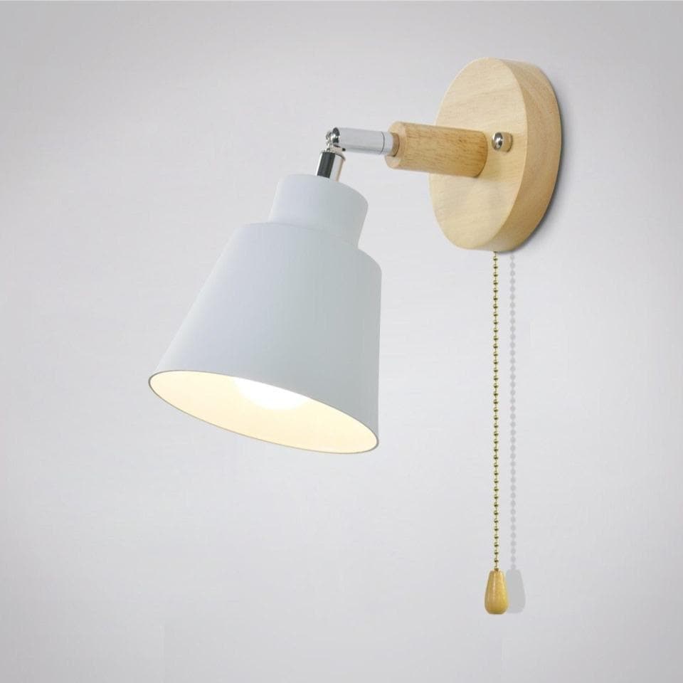 Adjustable Wall Lamp with Pull Chain Switch - Stylish Lighting for Any Space