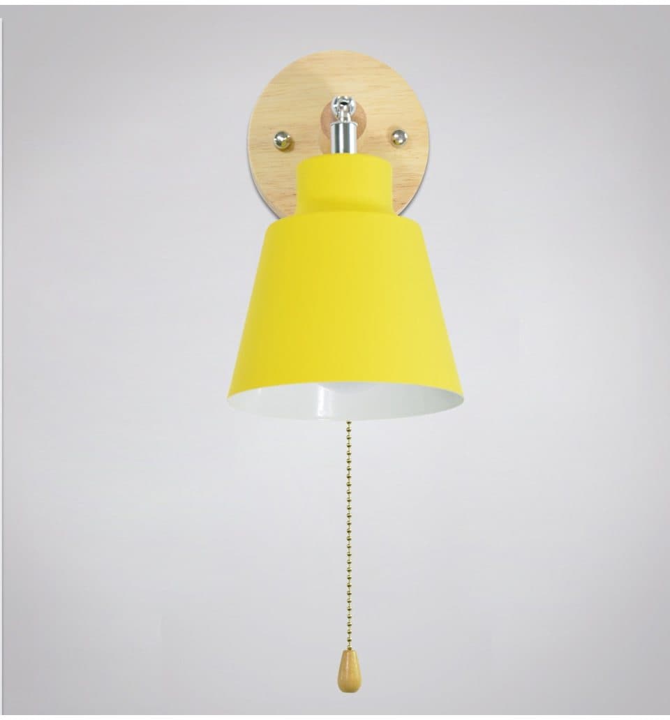 Adjustable Wall Lamp with Pull Chain Switch - Stylish Lighting for Any Space